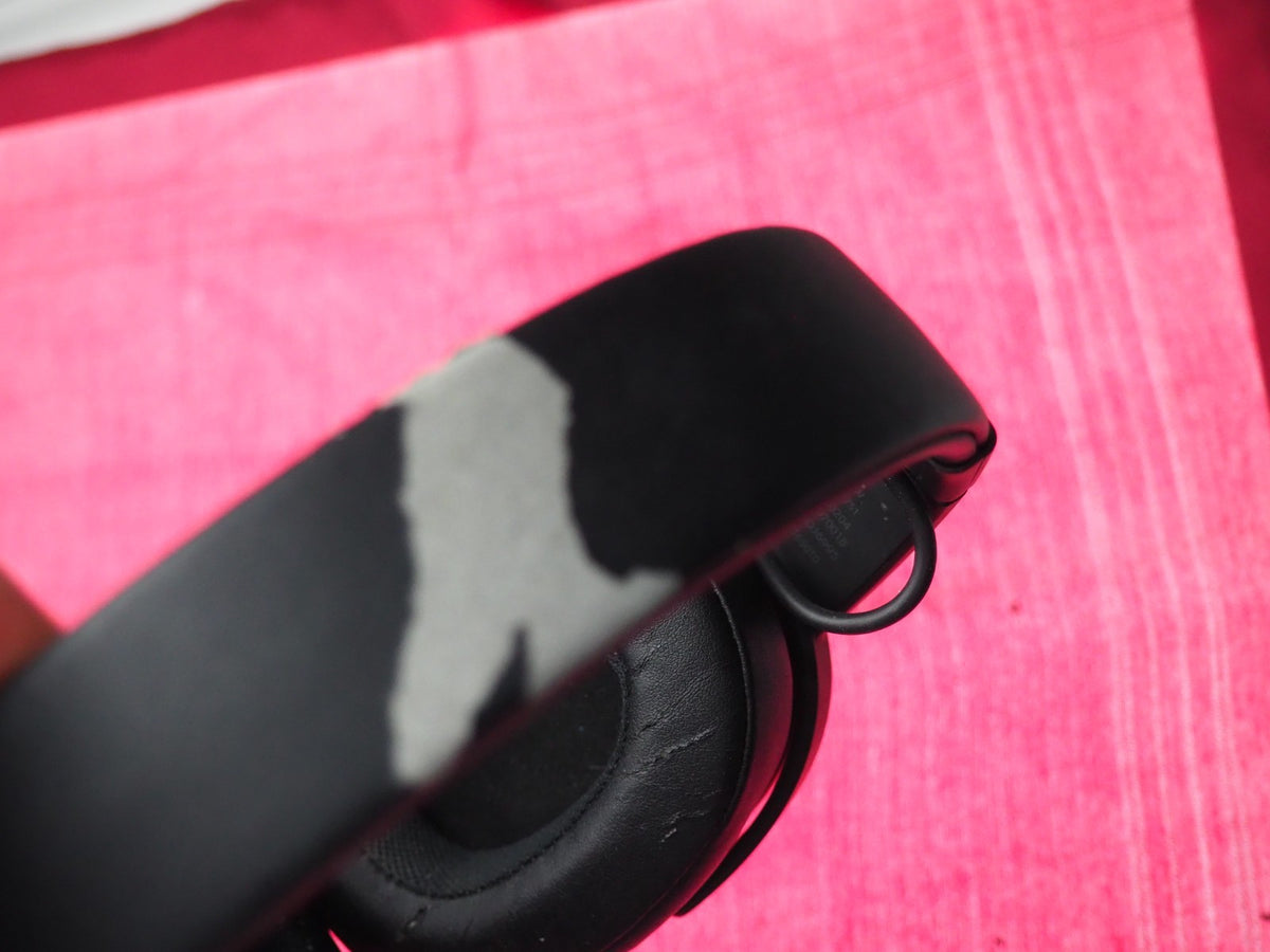 Skullcandy Crusher Bluetooth Headphones & Working but Damaged