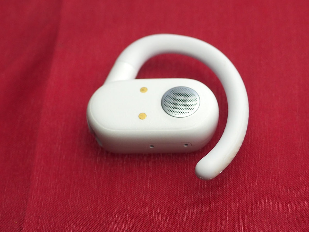 JBL Soundgear Sense Right Bluetooth earbud Only & Working
