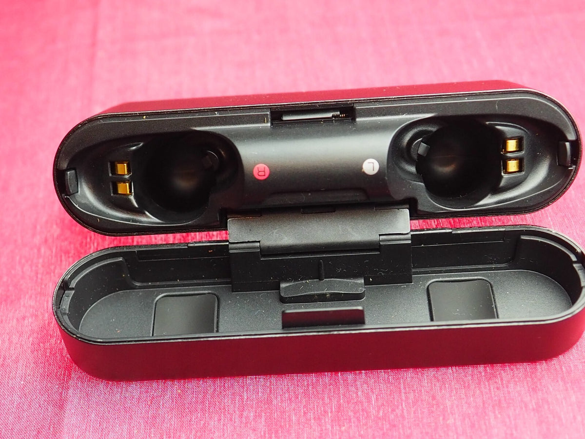 Sony WF-1000x Case  Only & Working