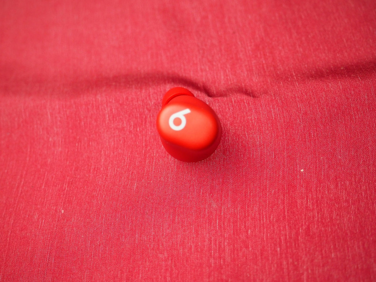 Genuine Beats Solo Left Bluetooth Earbud Only & Working