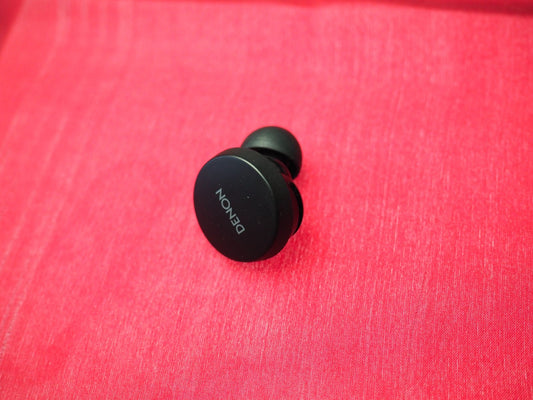 Denon Perl 586 Right Bluetooth Earbud Only & Working