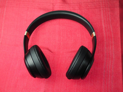 Beats Solo 4 Limited Edition Bluetooth Headphones Low Battery Issue