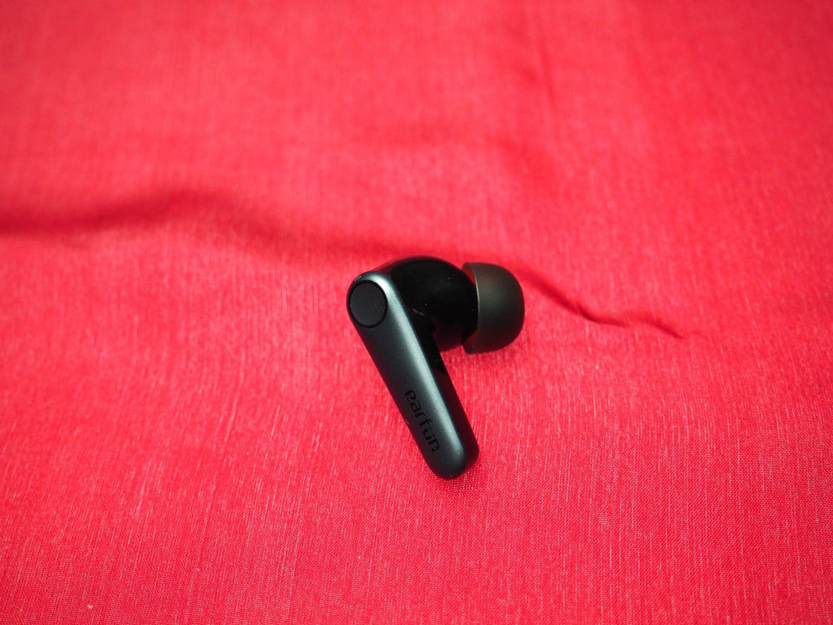 Earfun TW500 Right Bluetooth Earbud Only & Working