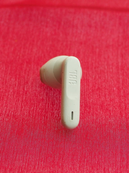 JBL WAVE 300 LEFT  BUD ONLY & WORKING Bluetooth  Earbuds