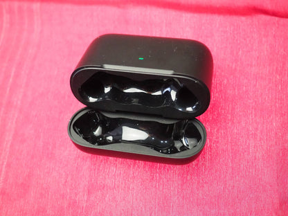 Razer Hammerhead Gen 2 Charging Case Only & Working