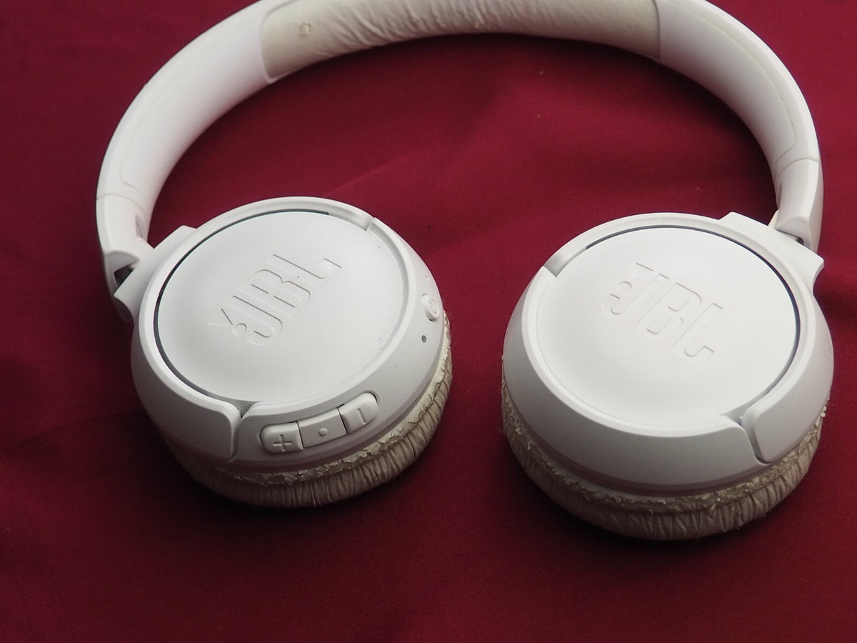 JBL Tune 570NC Bluetooth Headphones