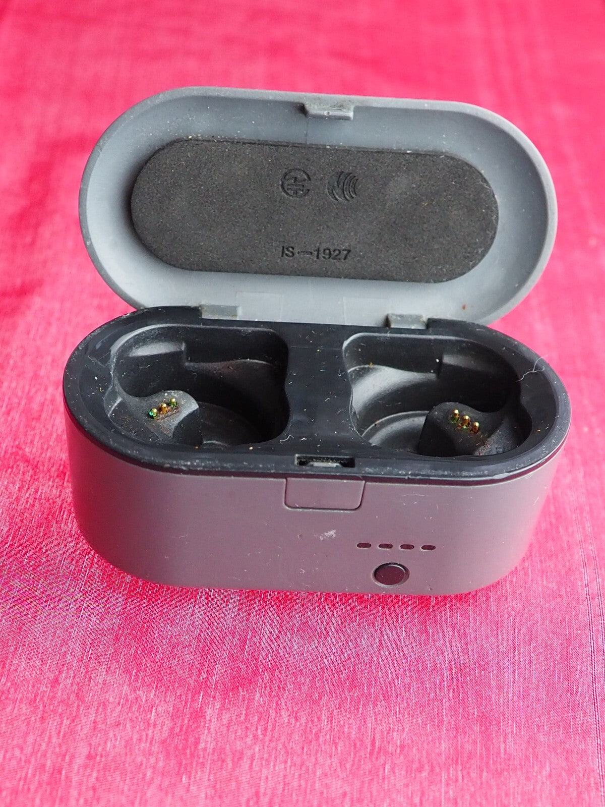 Skullcandy Sesh Case  Only & Working