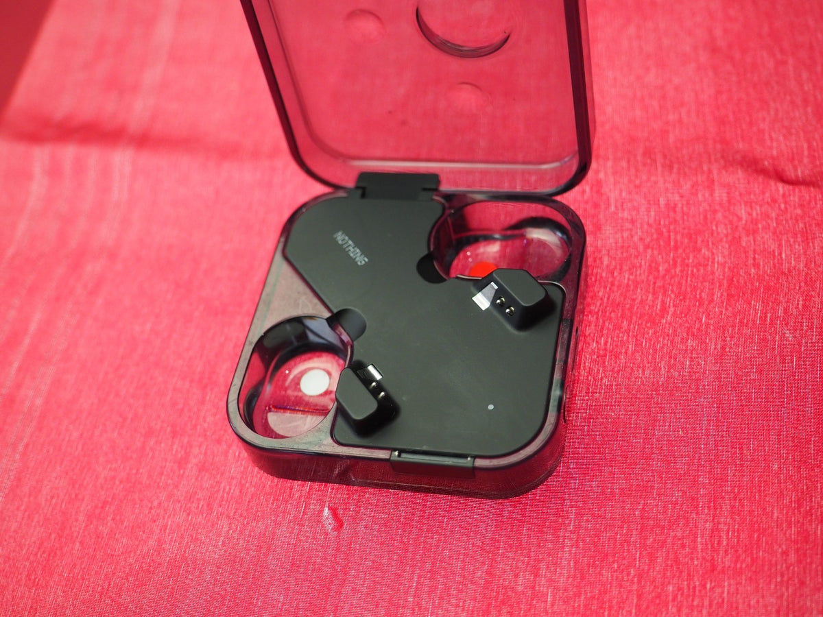 Nothing Ear B177 Case Only & Working