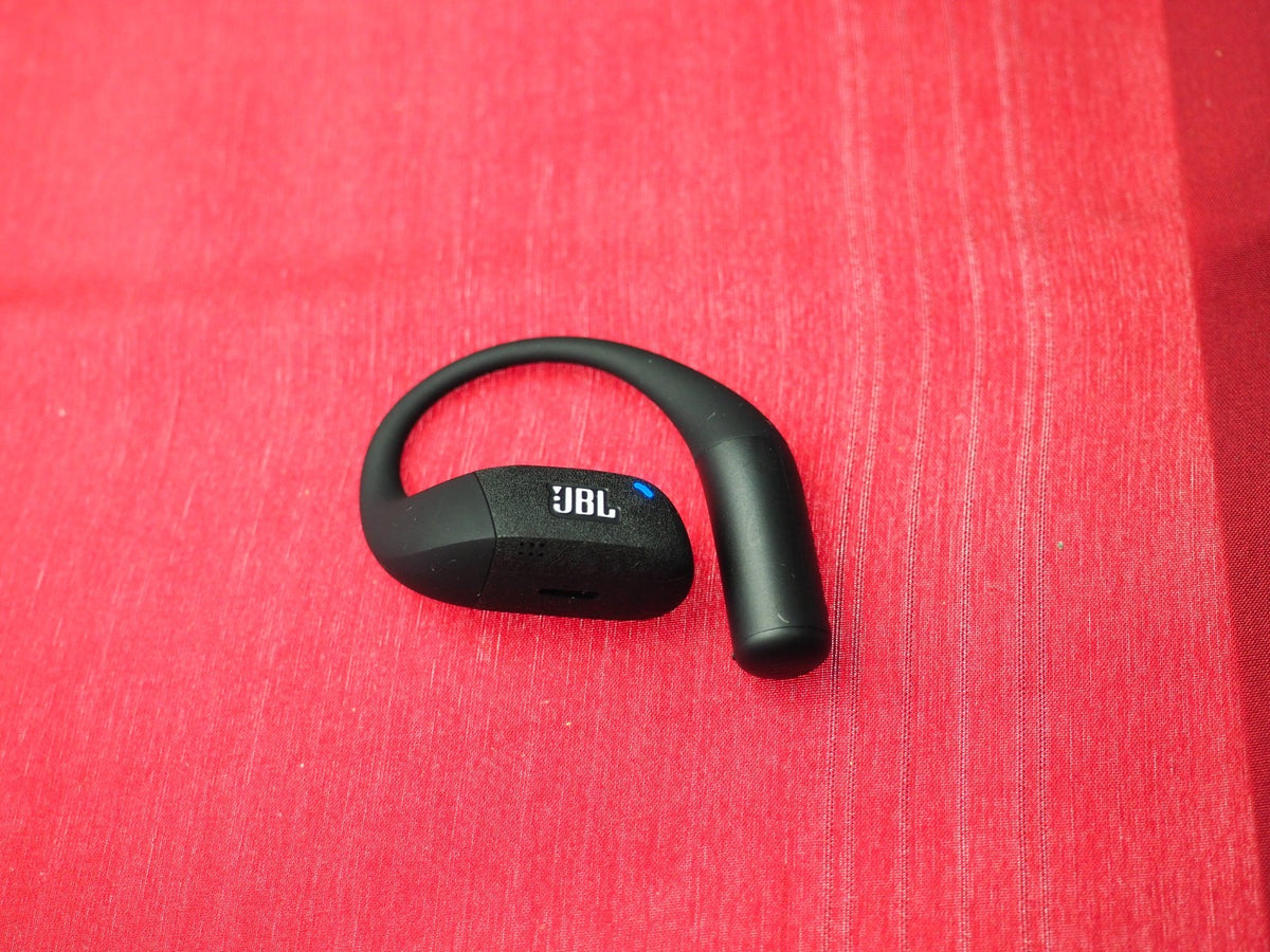 JBL Endurance Zone Left  Earbud Only & Working