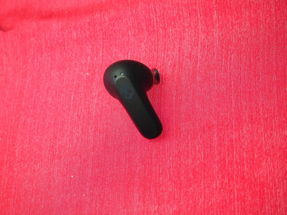 Skullcandy Rail Right Bluetooth Earbud Only & Working
