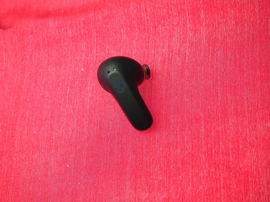 Skullcandy Rail Right Bluetooth Earbud Only & Working