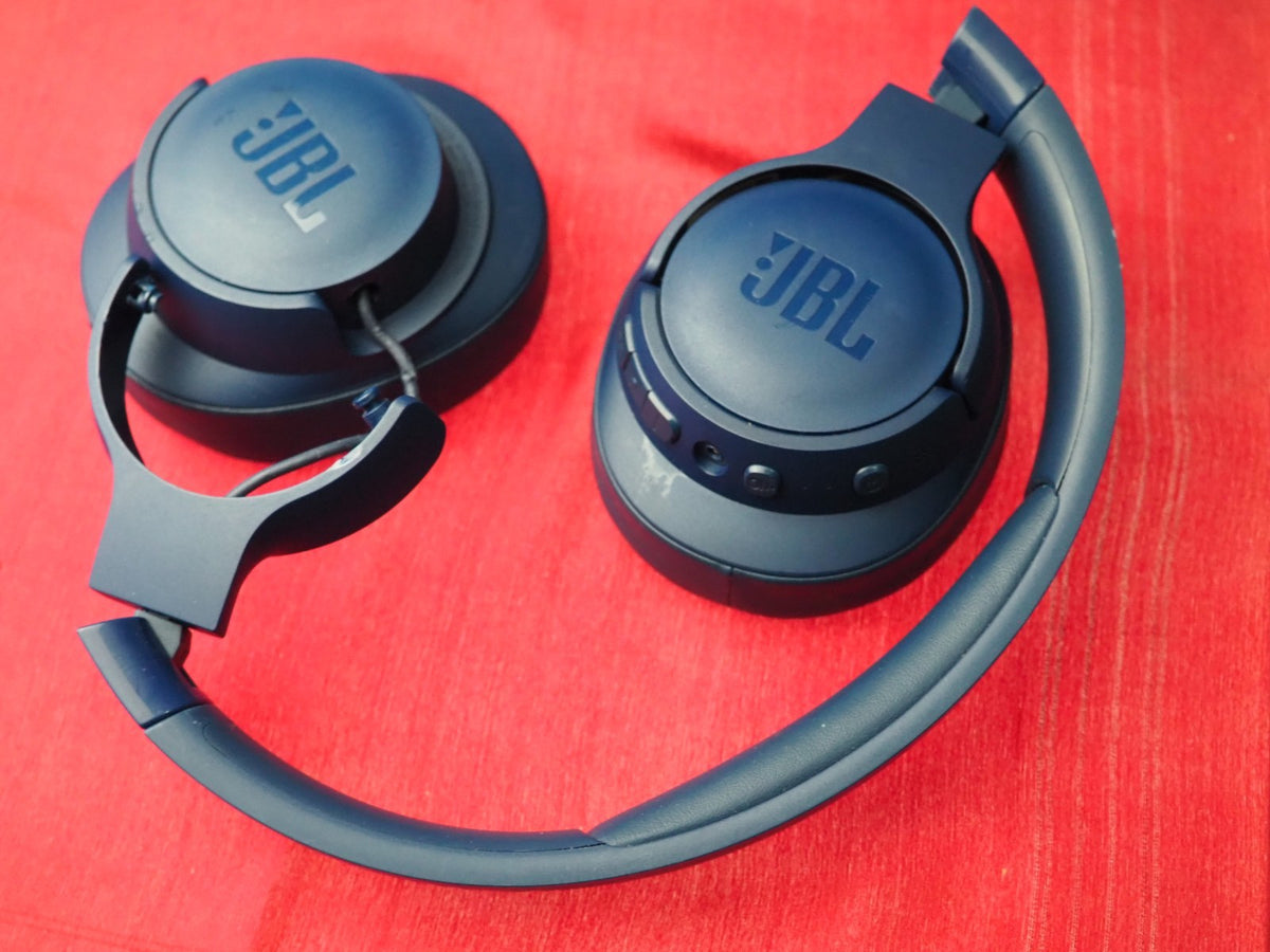JBL Tune 770 Bluetooth Headphones Working But Snapped