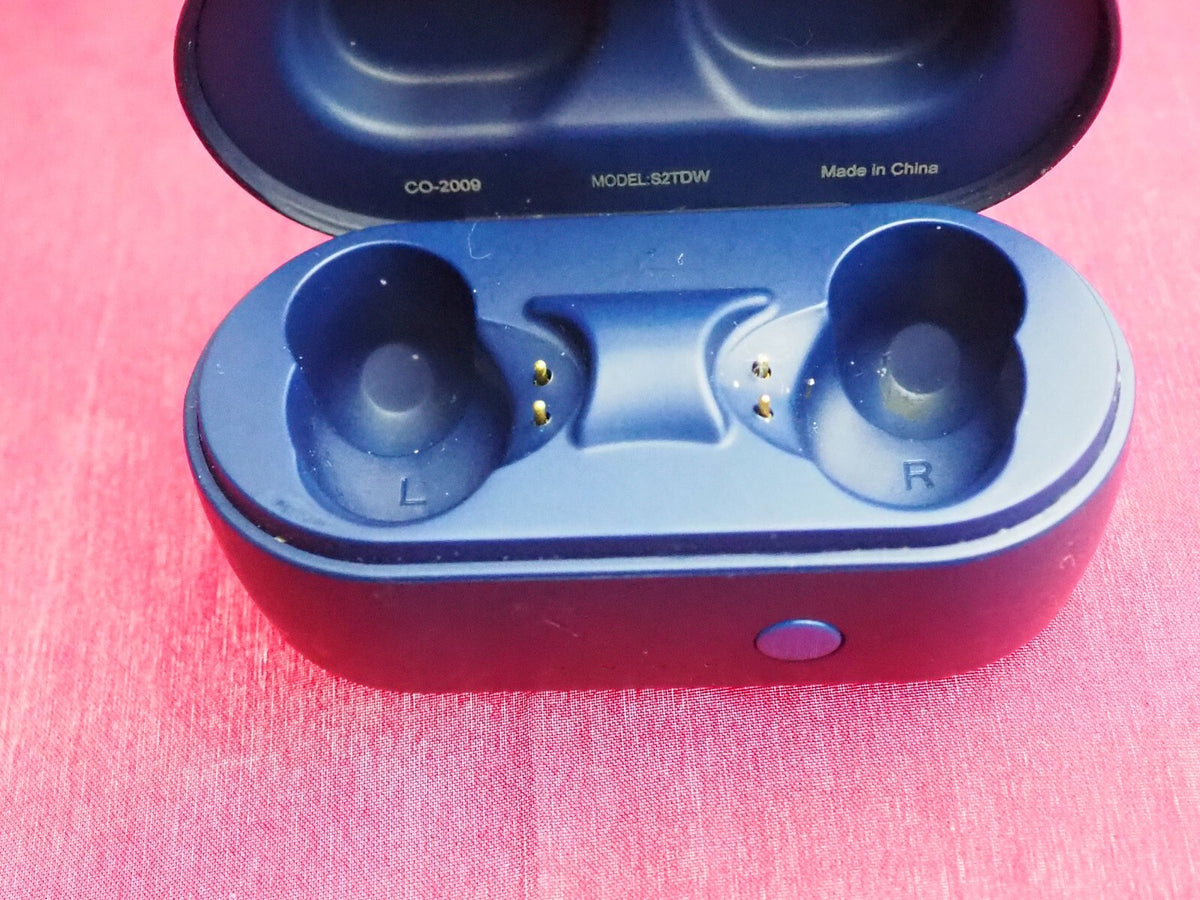Skullcandy Sesh Earbuds Case  Only & Working