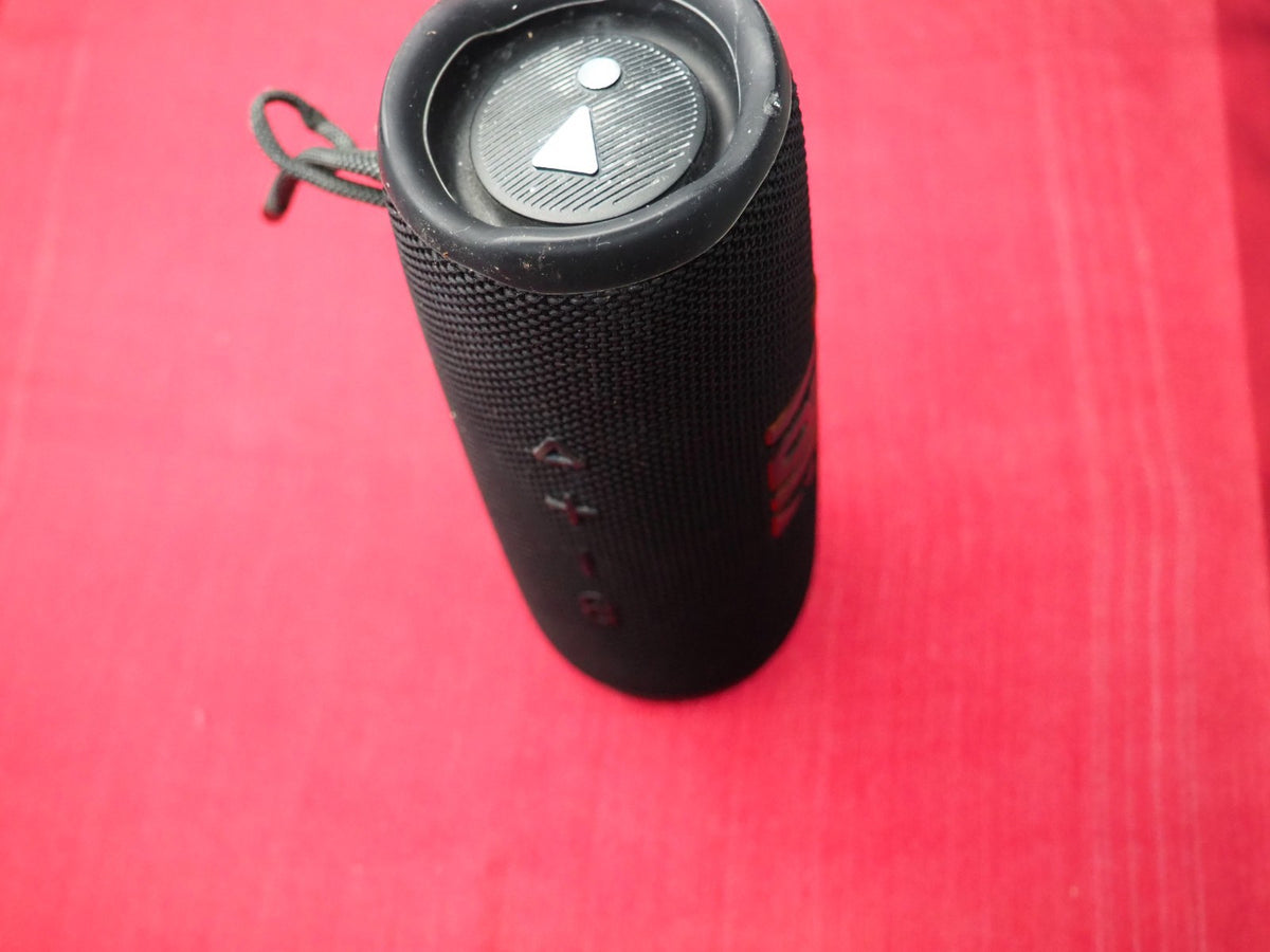 JBL Flip 6 Bluetooth Wireless Speaker & Working