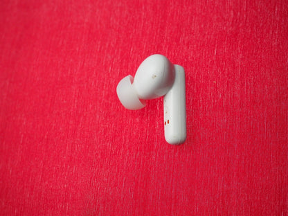 Soundcore P20i Right Earbud Only & Working