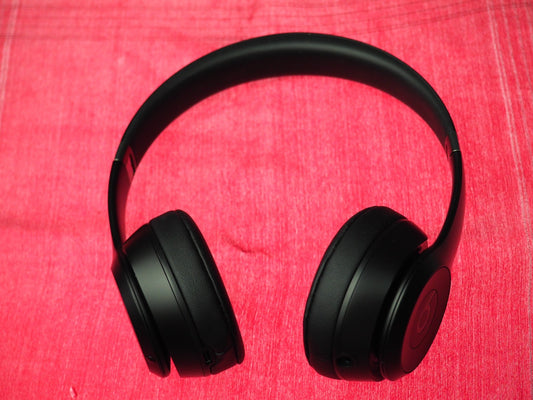 Beats Solo 4 Bluetooth Headphones & NOT Working
