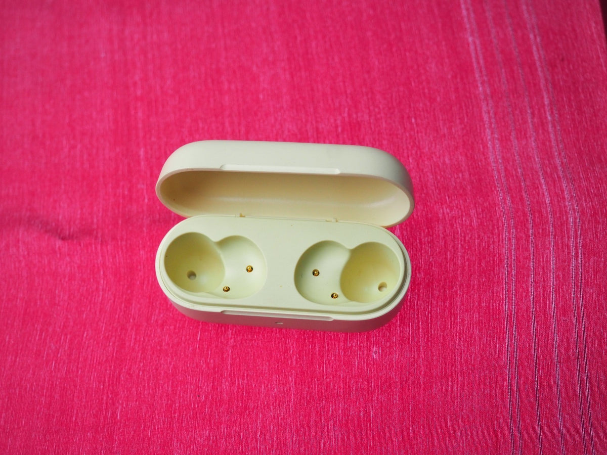 Sony C510 Case Only & Working