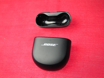 Quietcomfort Ultra Case only & NOT Working- Damaged