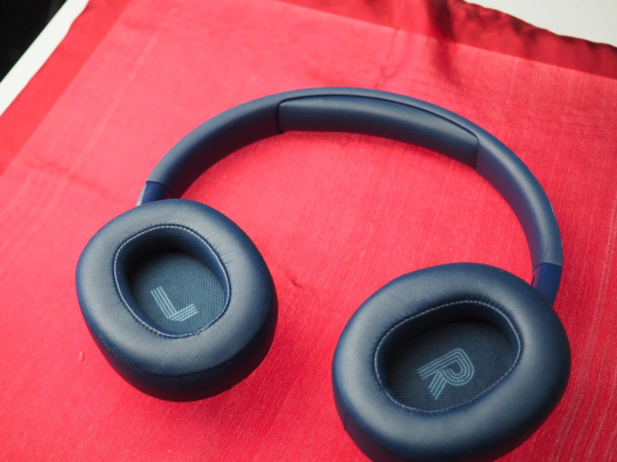 JBL Tune 770 Blue Bluetooth Headphones