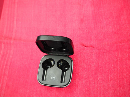 Belkin Soundform Freedom Charging Case Only & Working