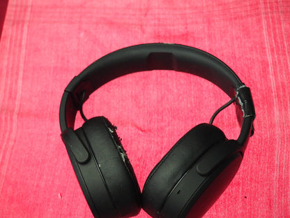 Skullcandy Crusher Bluetooth Headphones & Working but Damaged