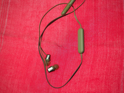 Sony WI-C310 Cream Bluetooth Earbuds