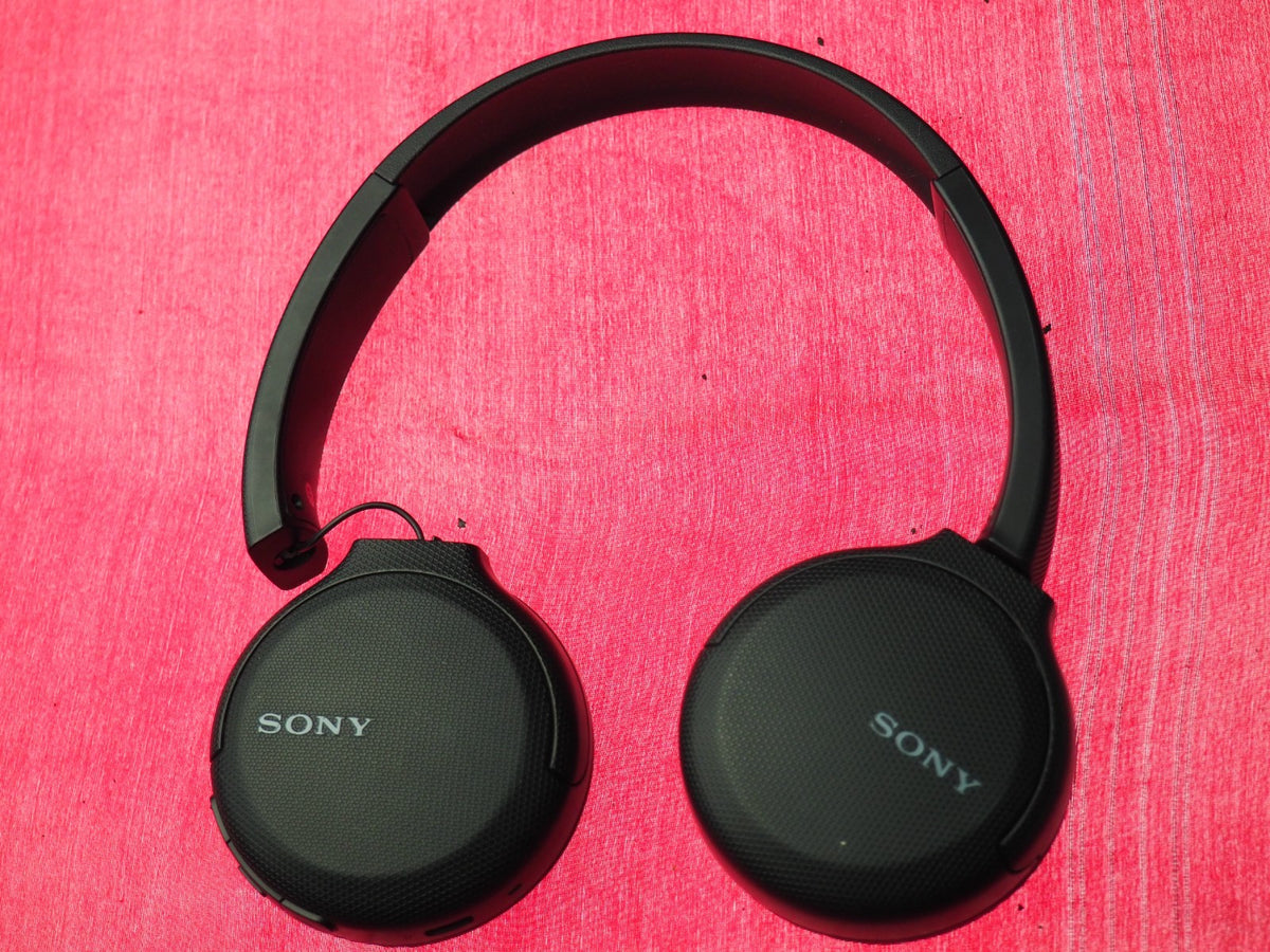 Sony CH510 Bluetooth Headphones & Fully Working But Snapped
