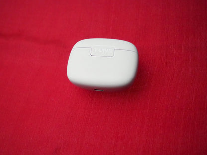 Jbl Tune beam 2 Case Only & Working