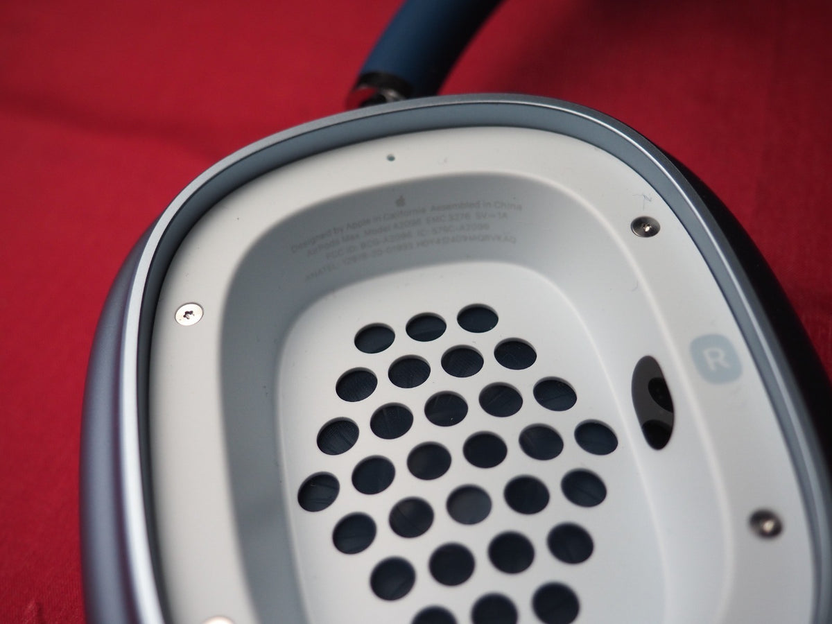 Genuine Apple Max A2096 Bluetooth Headphones Not Working No Power