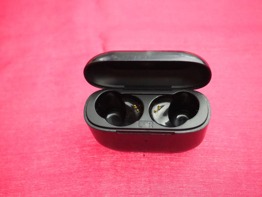 Jlab Go Air pop Case Only & Working