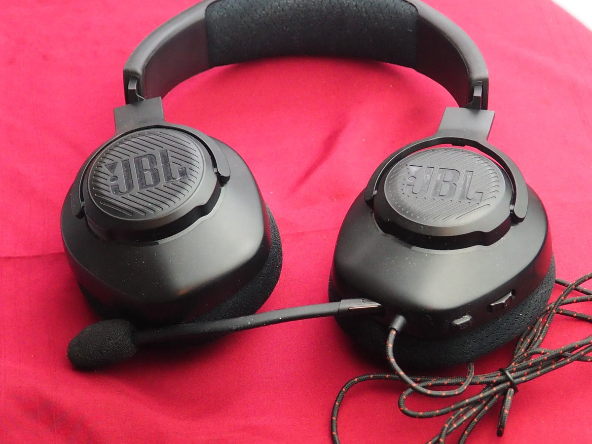 JBL Qauntum 100 Wired Headphones