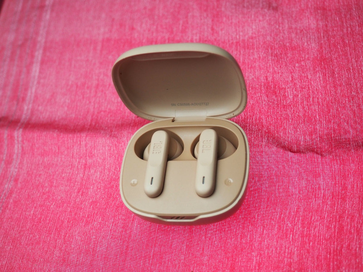 JBL Wave Flex Bluetooth Earbuds Only & Working