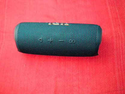 JBL Flip 6 Bluetooth Wireless Speaker & Working