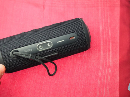 JBL Flip 6 Bluetooth Wireless Speaker & Working